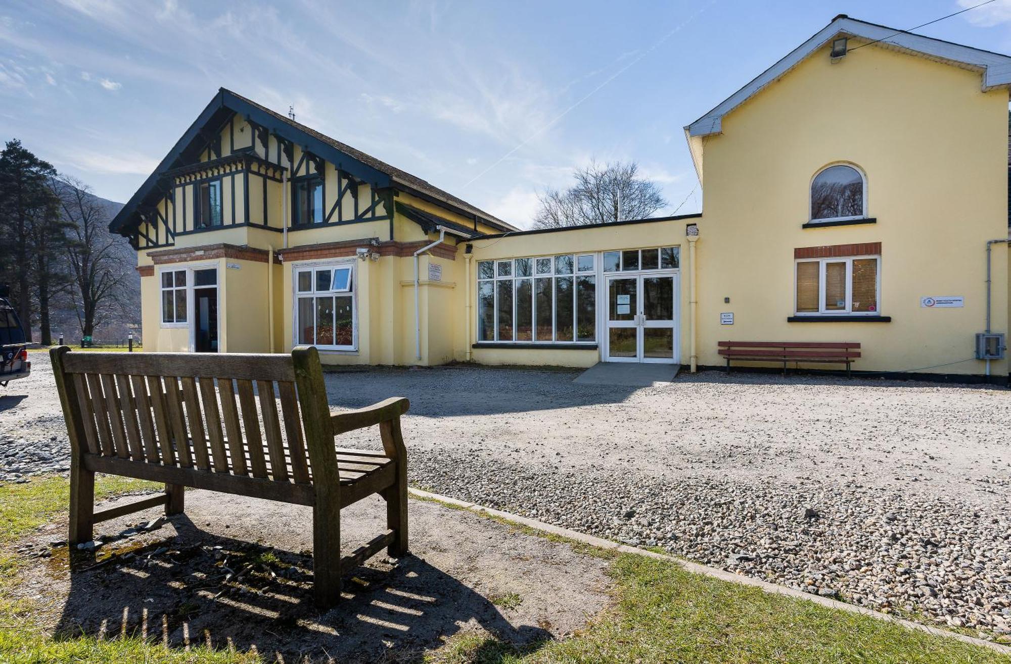 Glendalough International Youth Hostel Laragh Eksteriør bilde