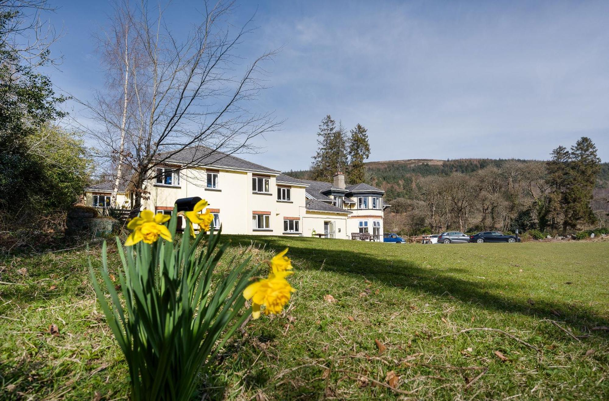 Glendalough International Youth Hostel Laragh Eksteriør bilde