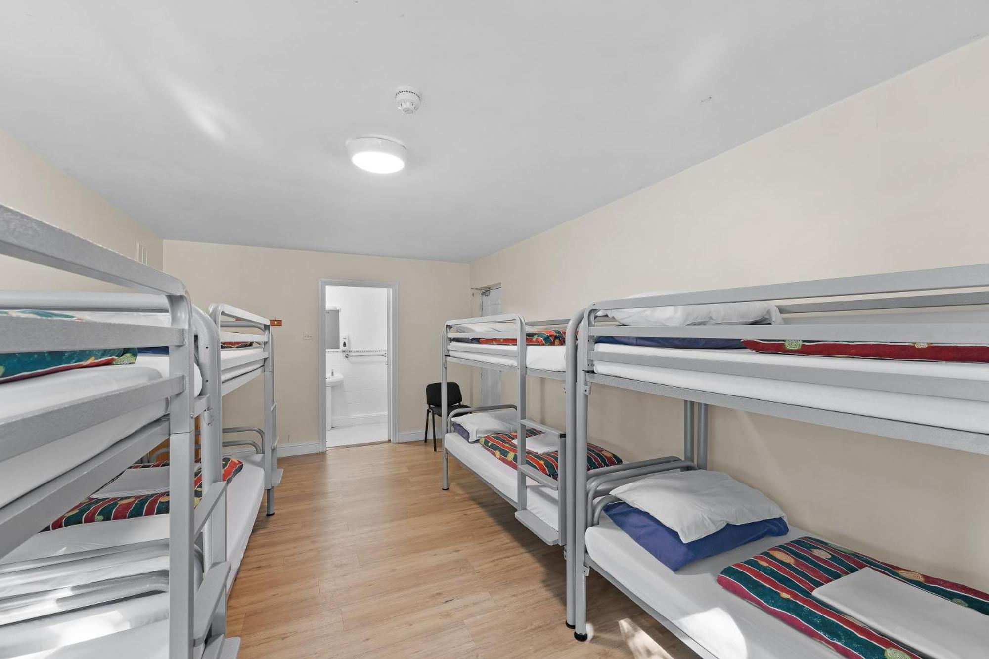Glendalough International Youth Hostel Laragh Eksteriør bilde