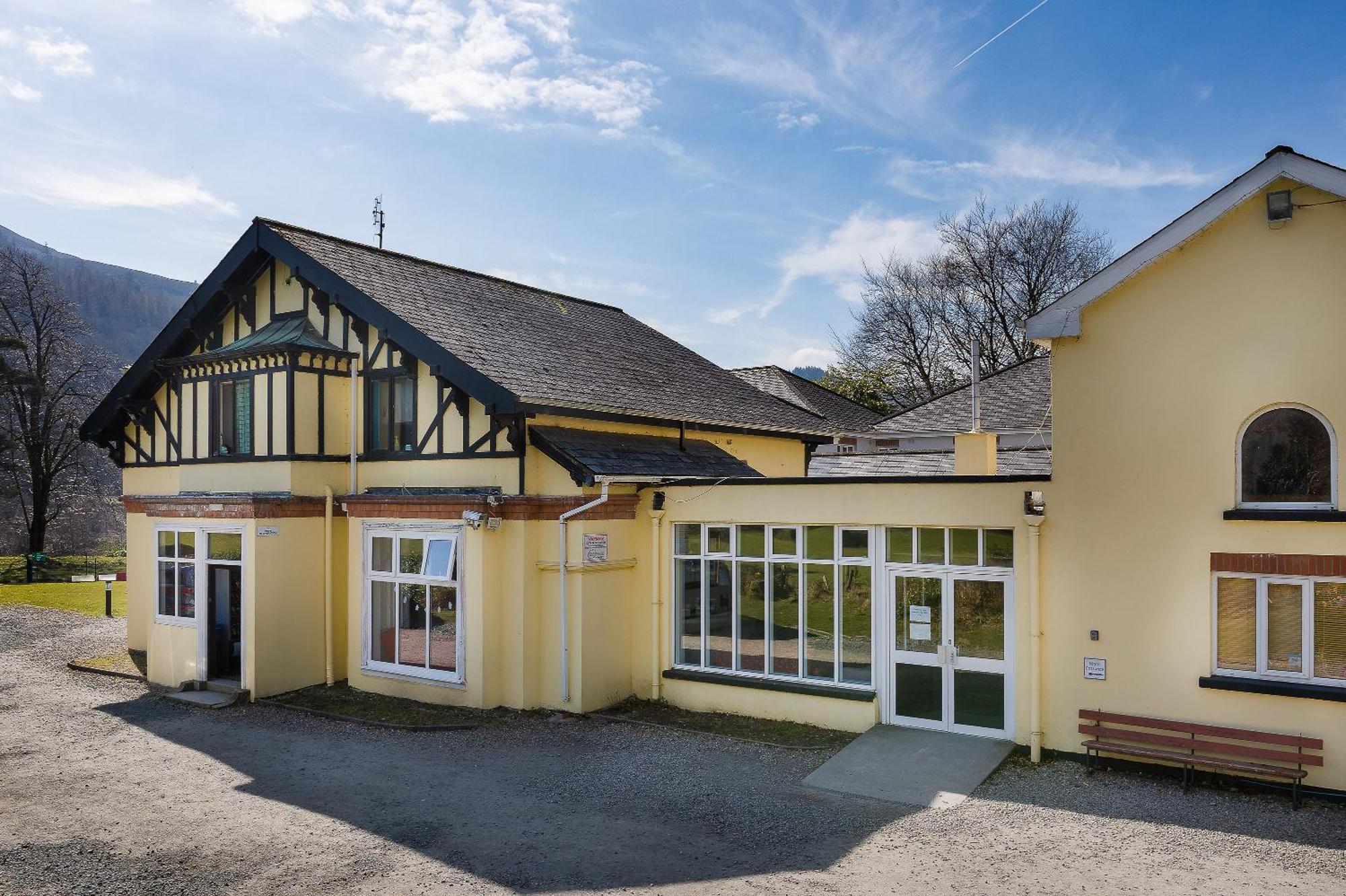 Glendalough International Youth Hostel Laragh Eksteriør bilde