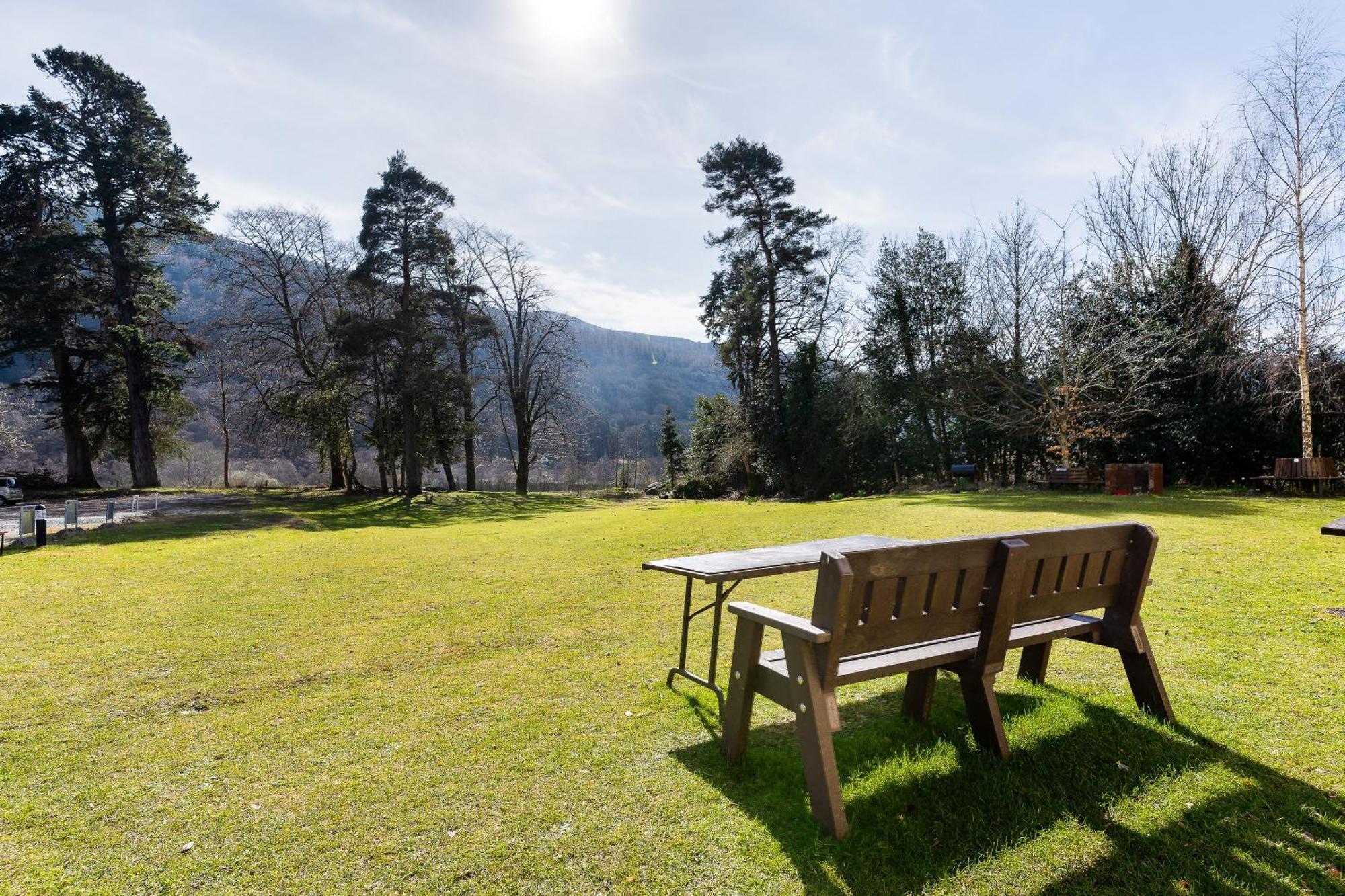 Glendalough International Youth Hostel Laragh Eksteriør bilde